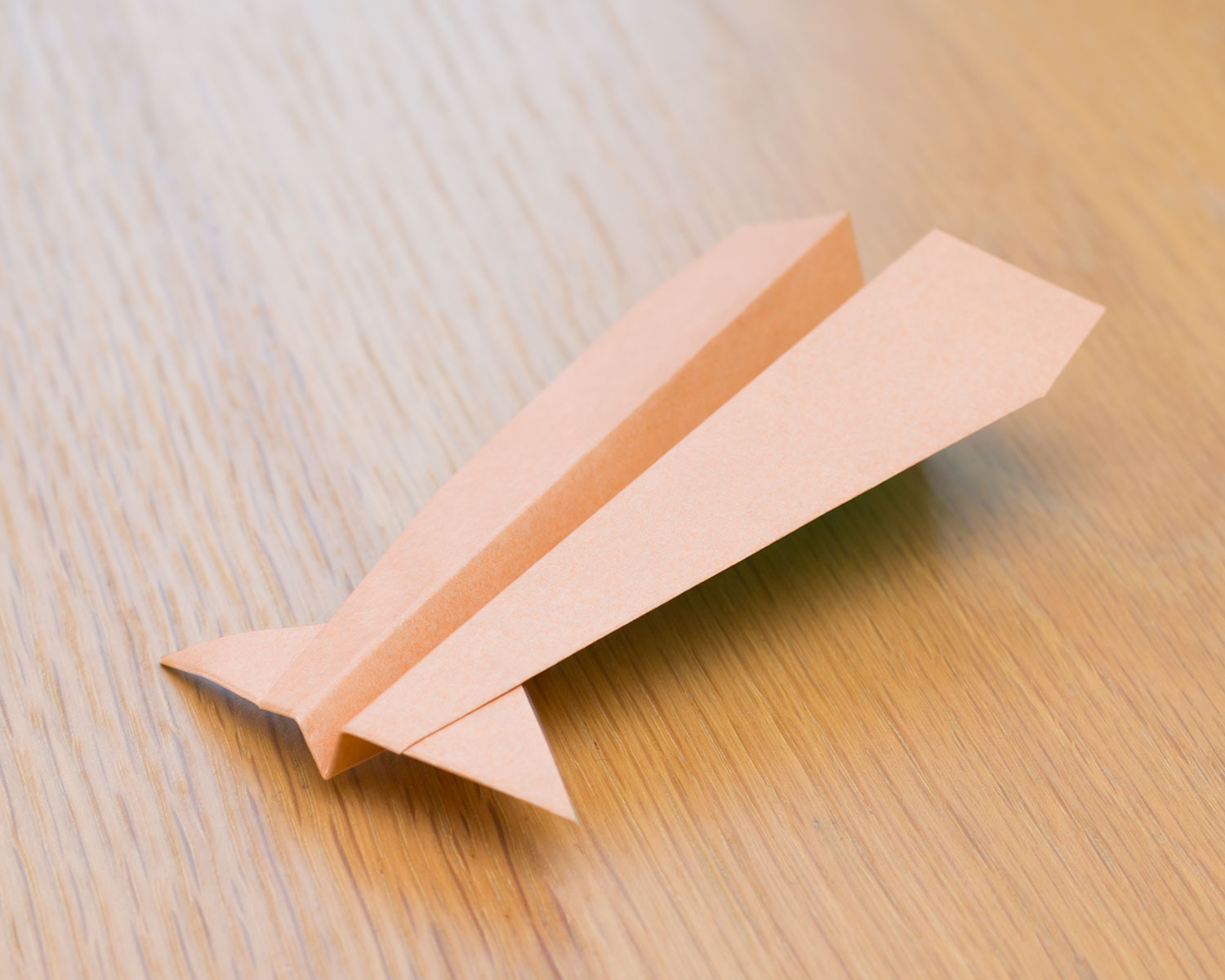 図解で簡単 紙飛行機 いかひこうき の折り方 イカもよく空飛ぶ