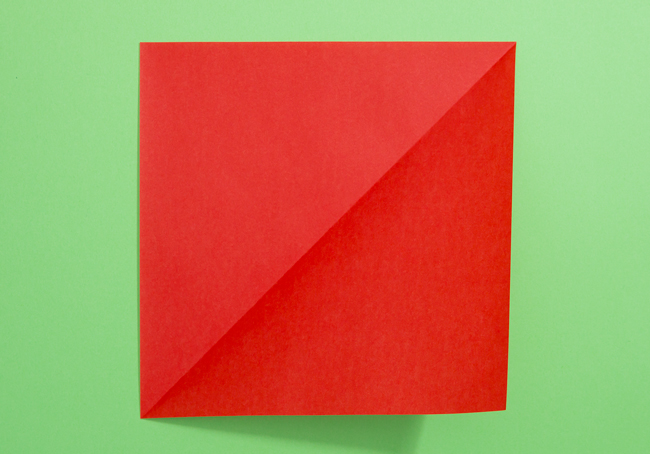 「サンタさん」の折り紙の折り方